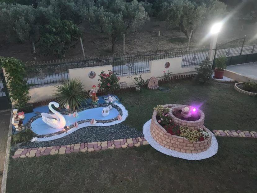 Dora'S Garden Villa アレクサンドルポリス エクステリア 写真